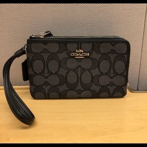 Coach double zip wristlet